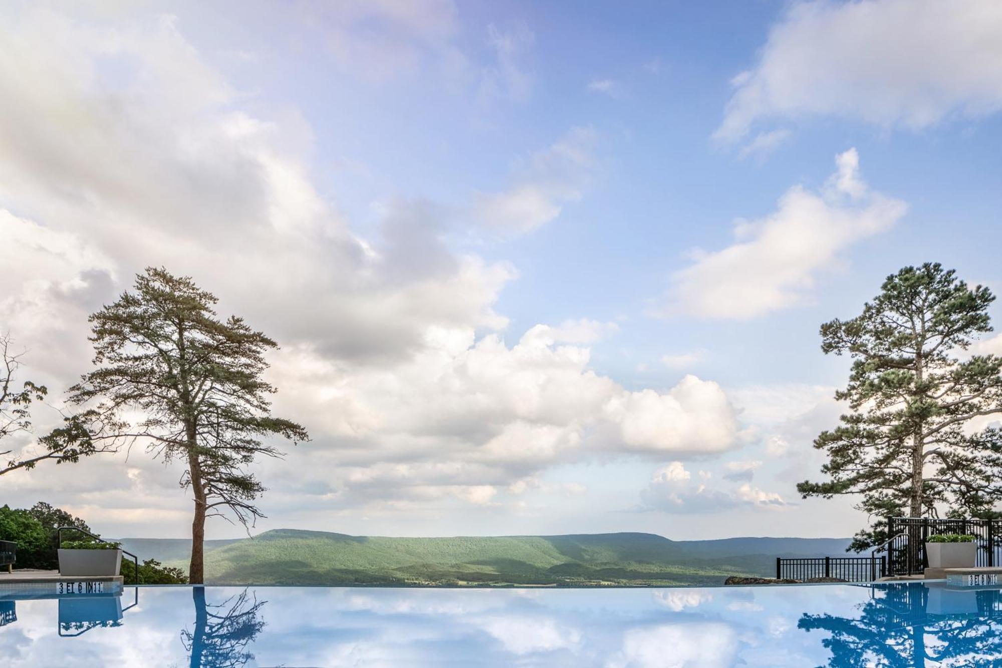 Cloudland At Mclemore Resort Lookout Mountain, Curio By Hilton Rising Fawn エクステリア 写真
