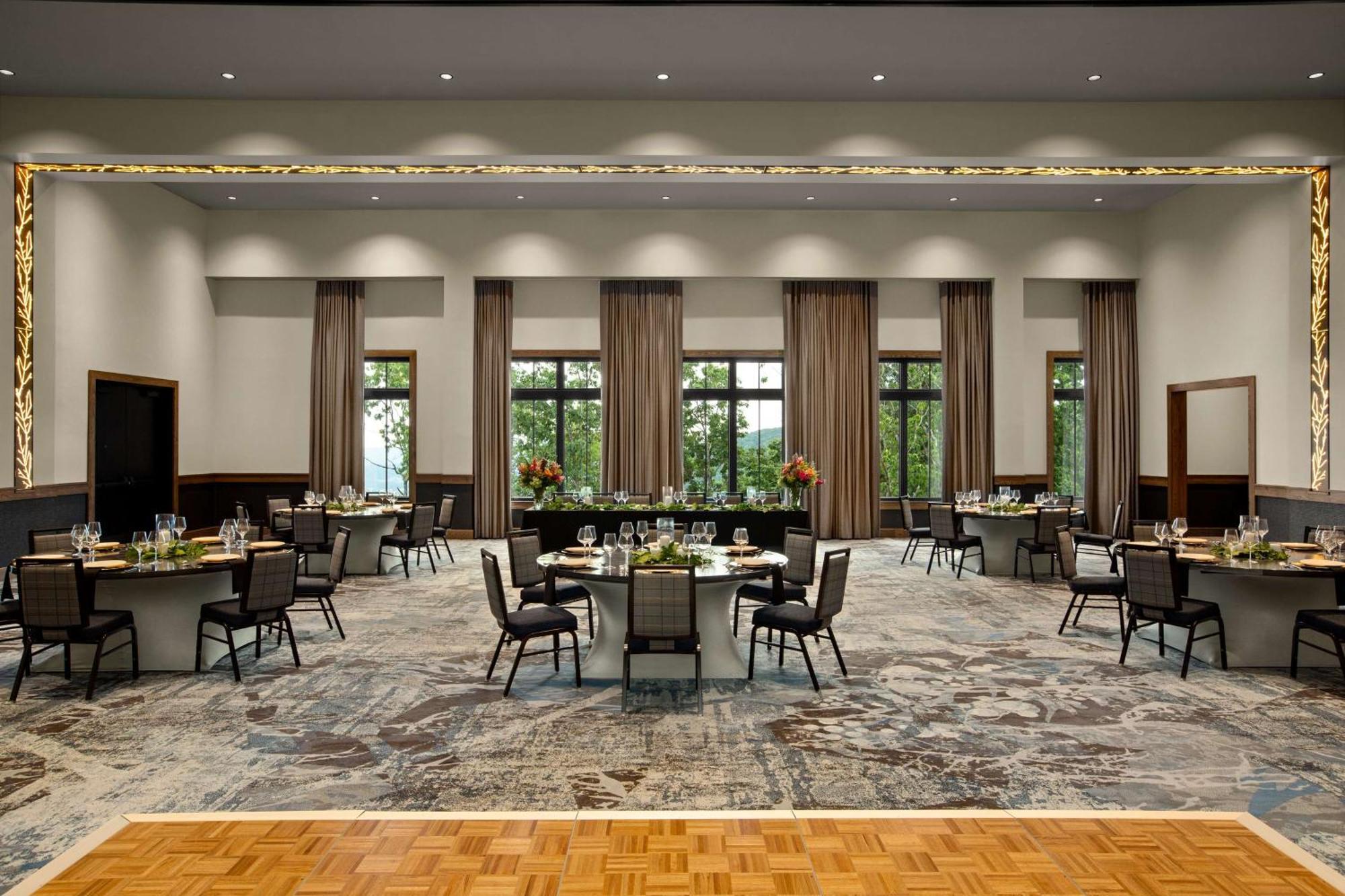 Cloudland At Mclemore Resort Lookout Mountain, Curio By Hilton Rising Fawn エクステリア 写真